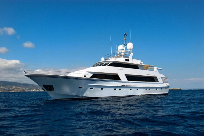 Motor yacht Daniella